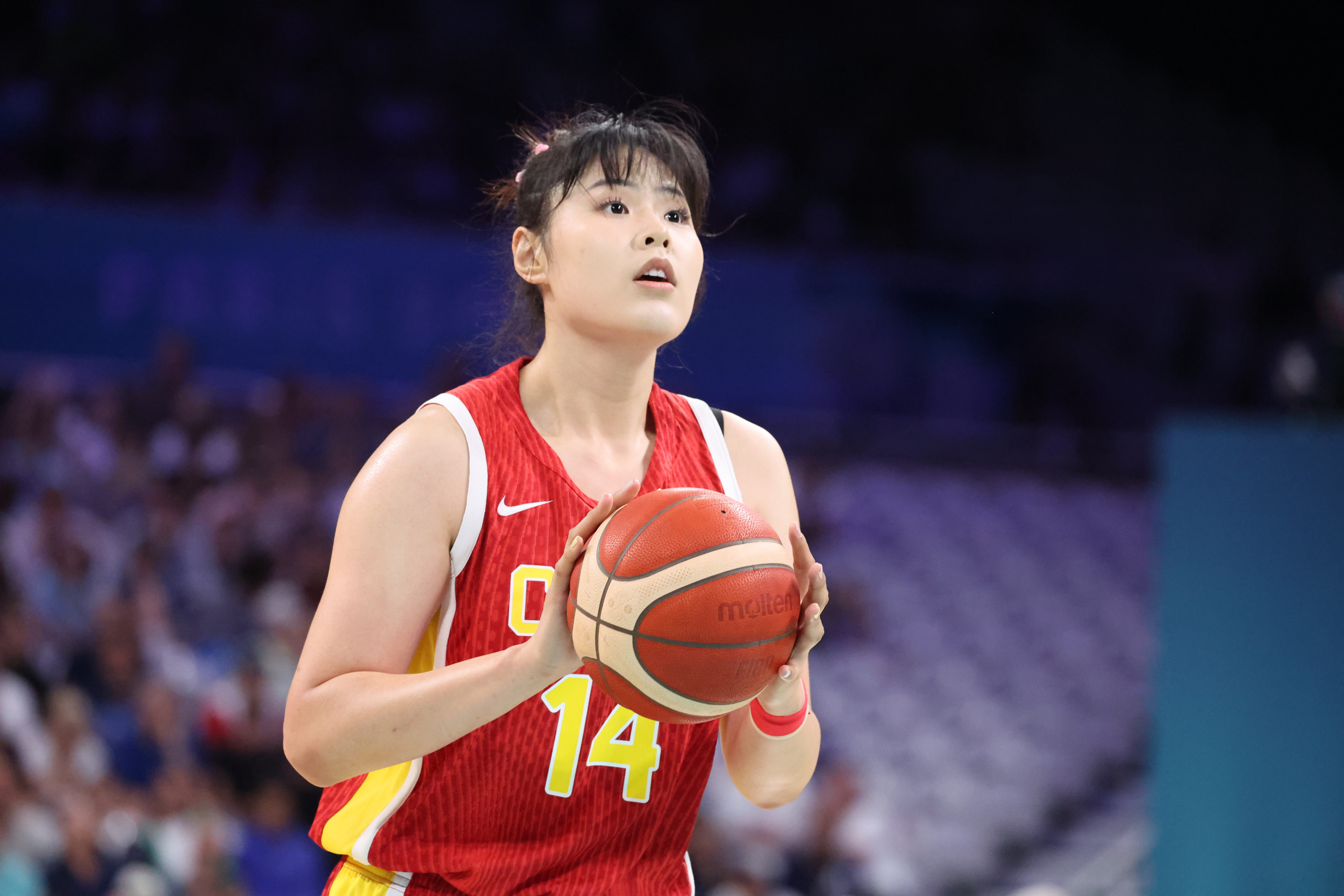 直播吧：中国女篮亚洲杯核心阵容基本确定 16人名单无李月汝&amp;李梦